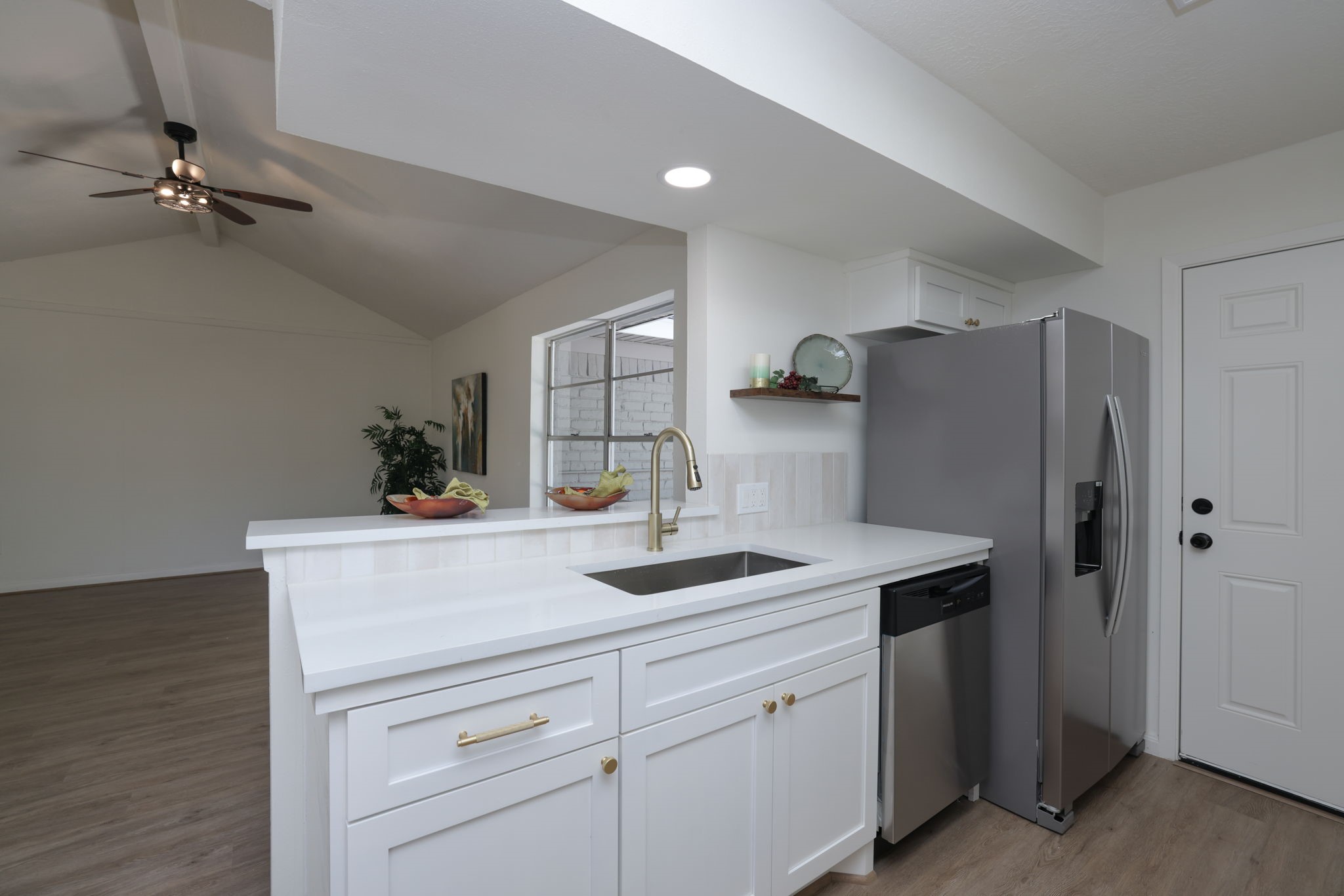 503 Allison Street Conroe, TX 77303 - Photo 16 of 37 Refrigerator is included.