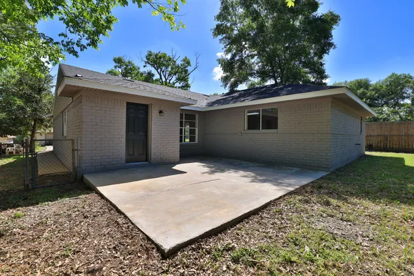 $263,000 | 503 Allison Street, Conroe, TX 77303