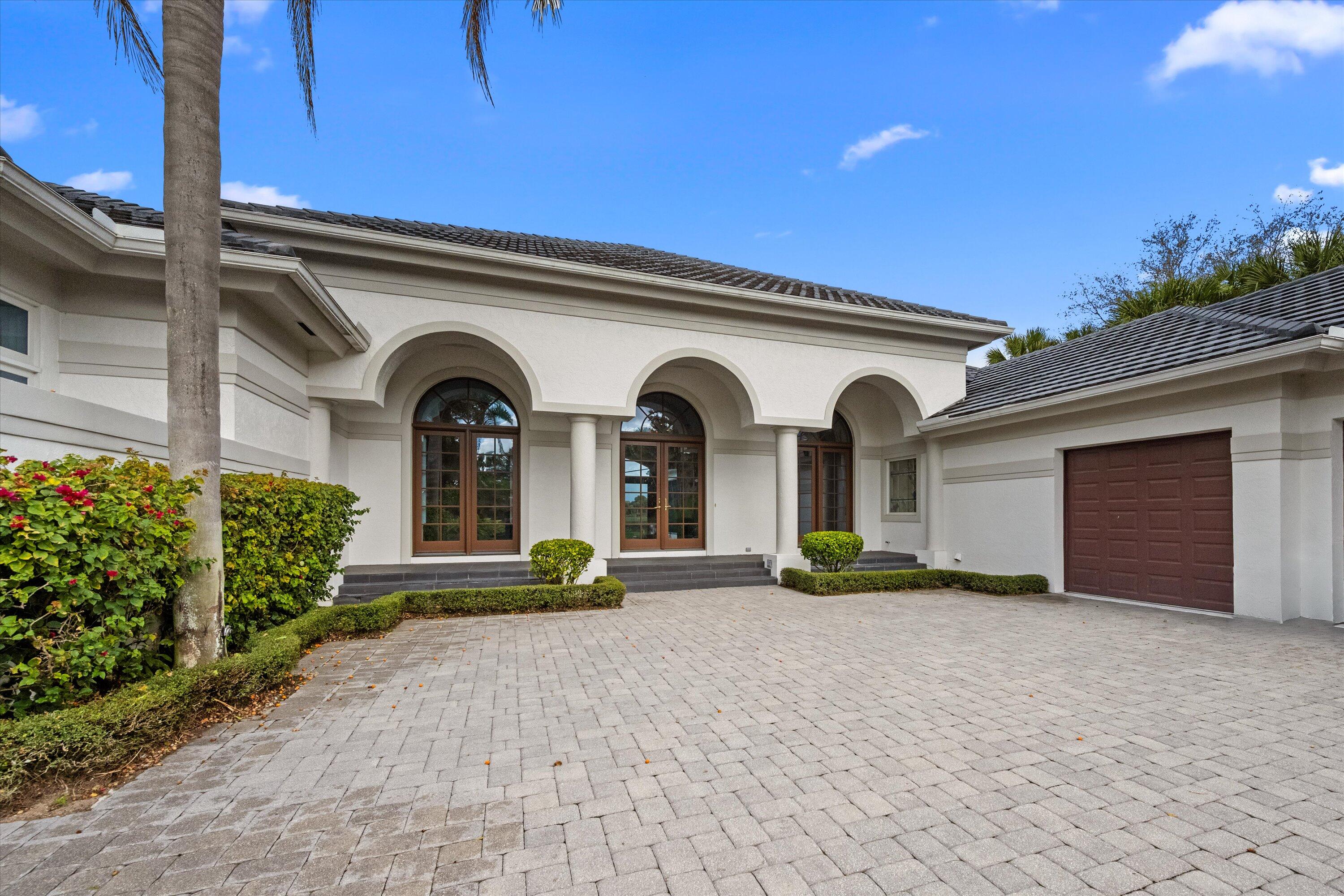 224 Locha Drive Jupiter, FL 33458 - Photo 3 of 31 04-DSC_4200-Edit