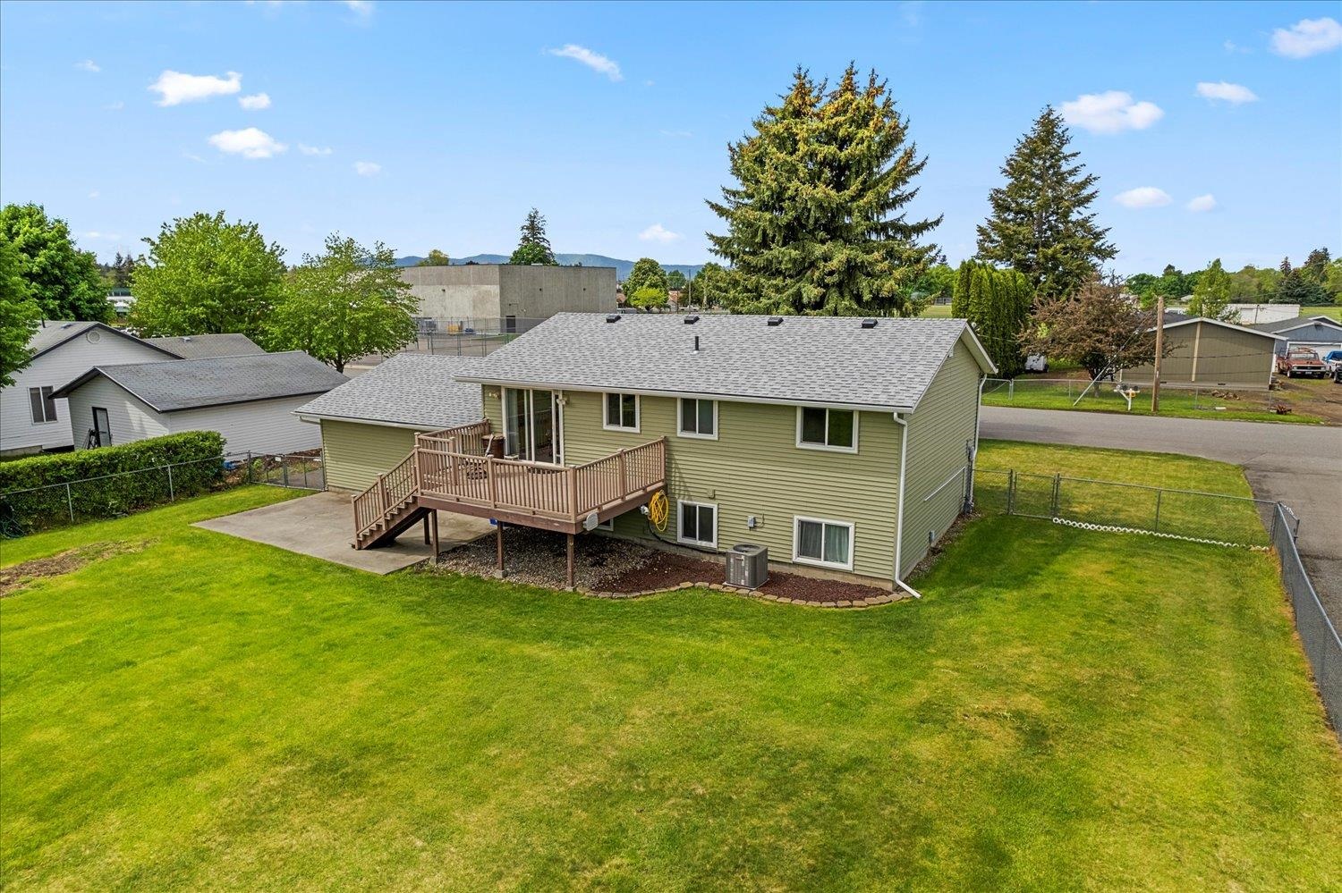 304 North Corbin Road Greenacres, WA 99016 - Photo 3 of 39 Gallery Image 3