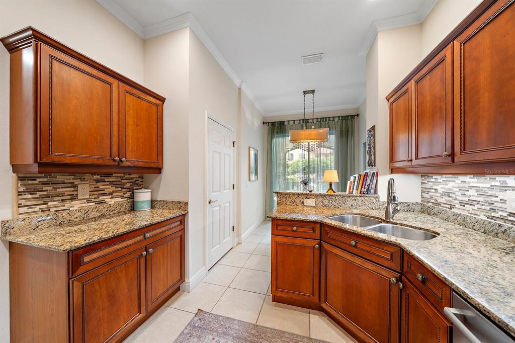 8406 Miramar Way, Unit 8406 Lakewood Ranch, FL 34202 - Photo 18 of 34