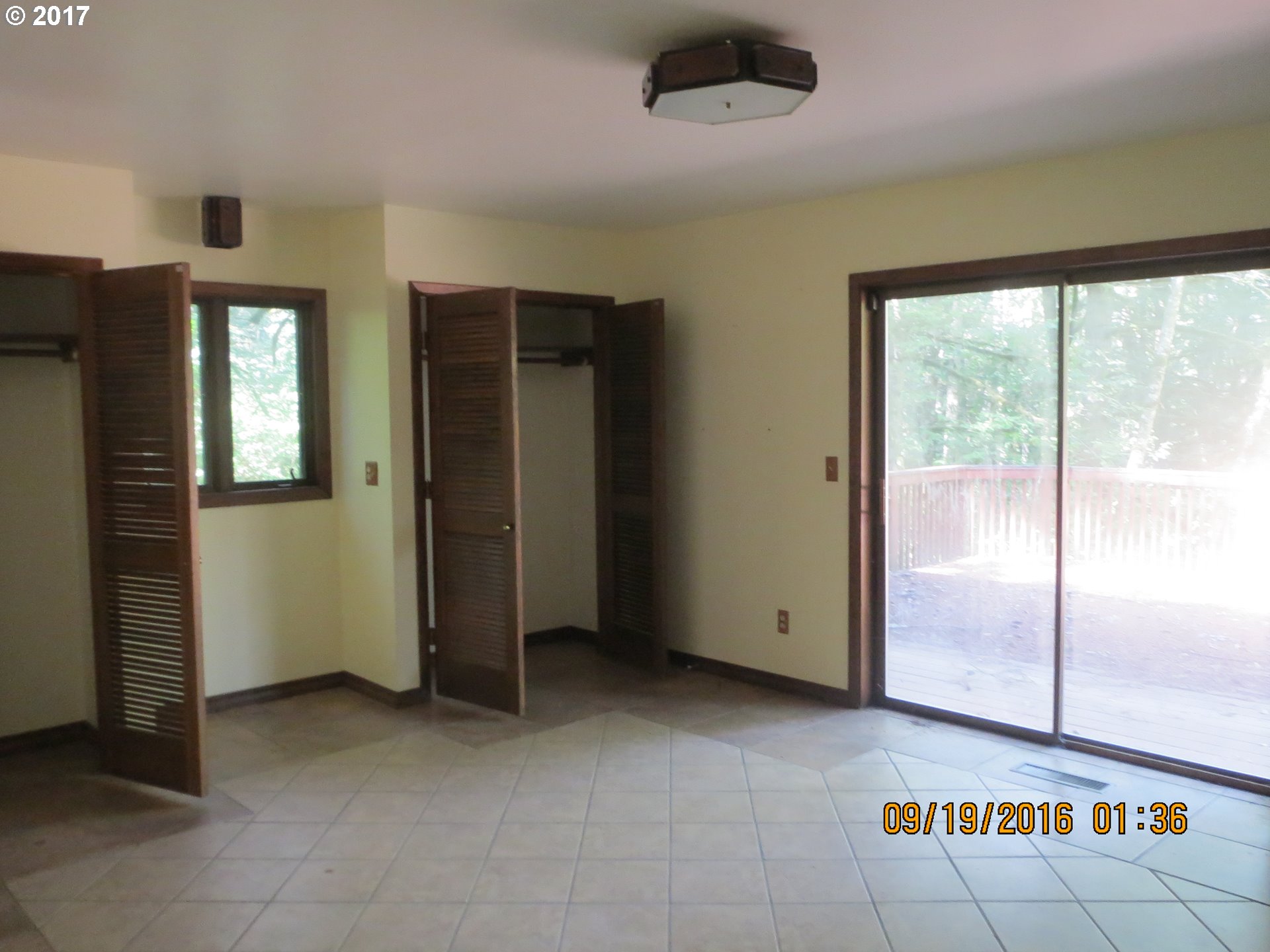 40181 Booth Kelly Road Springfield, OR 97478 - Photo 8 of 17 an empty room with windows