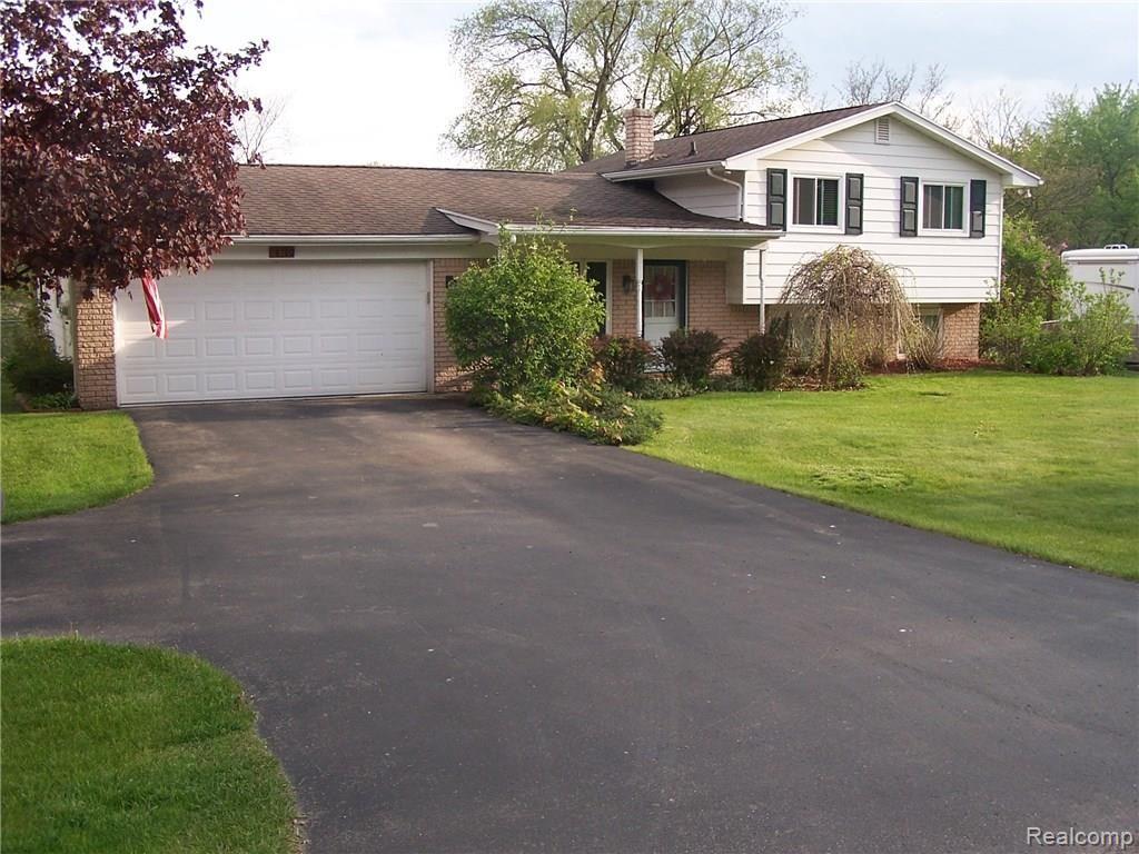 4160 England Beach Road White Lake, MI 48383 - Photo 1 of 29 100_6574.JPG