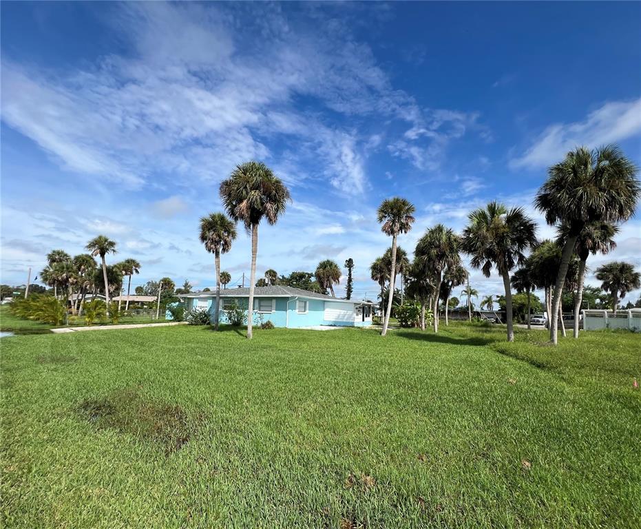112 Rose Street Venice, FL 34293 - Photo 33 of 33 a view of a park with large trees
