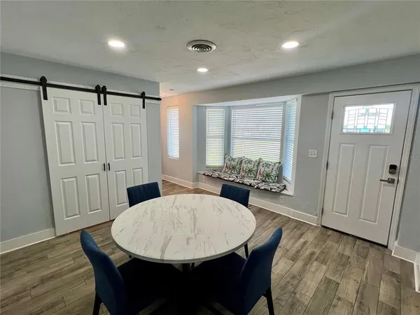 $2,500 | 112 Rose Street, Venice, FL 34293