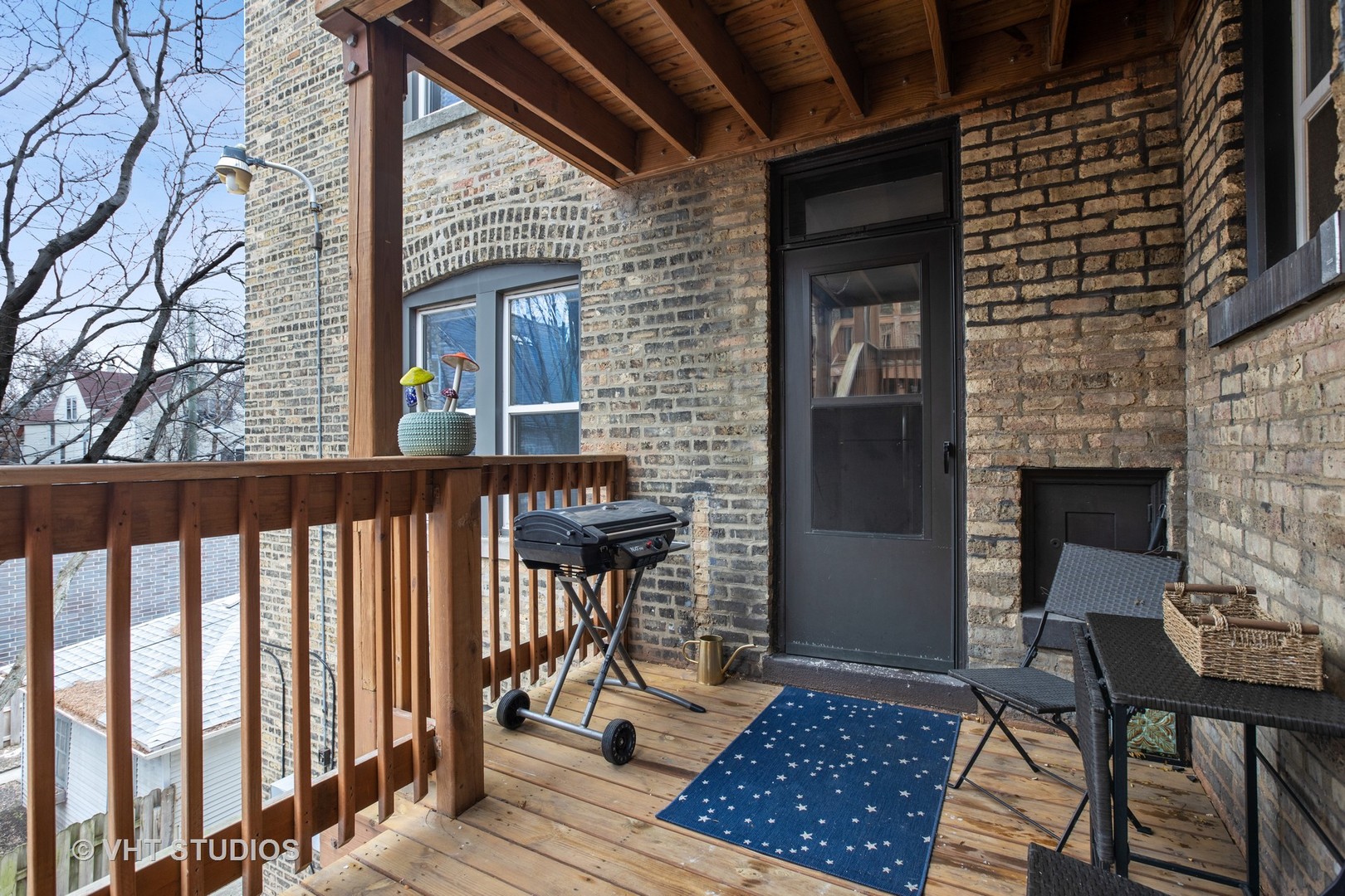 1946 West Patterson Avenue, Unit 2 Chicago, IL 60613 - Photo 12 of 13 a balcony view with a seating space