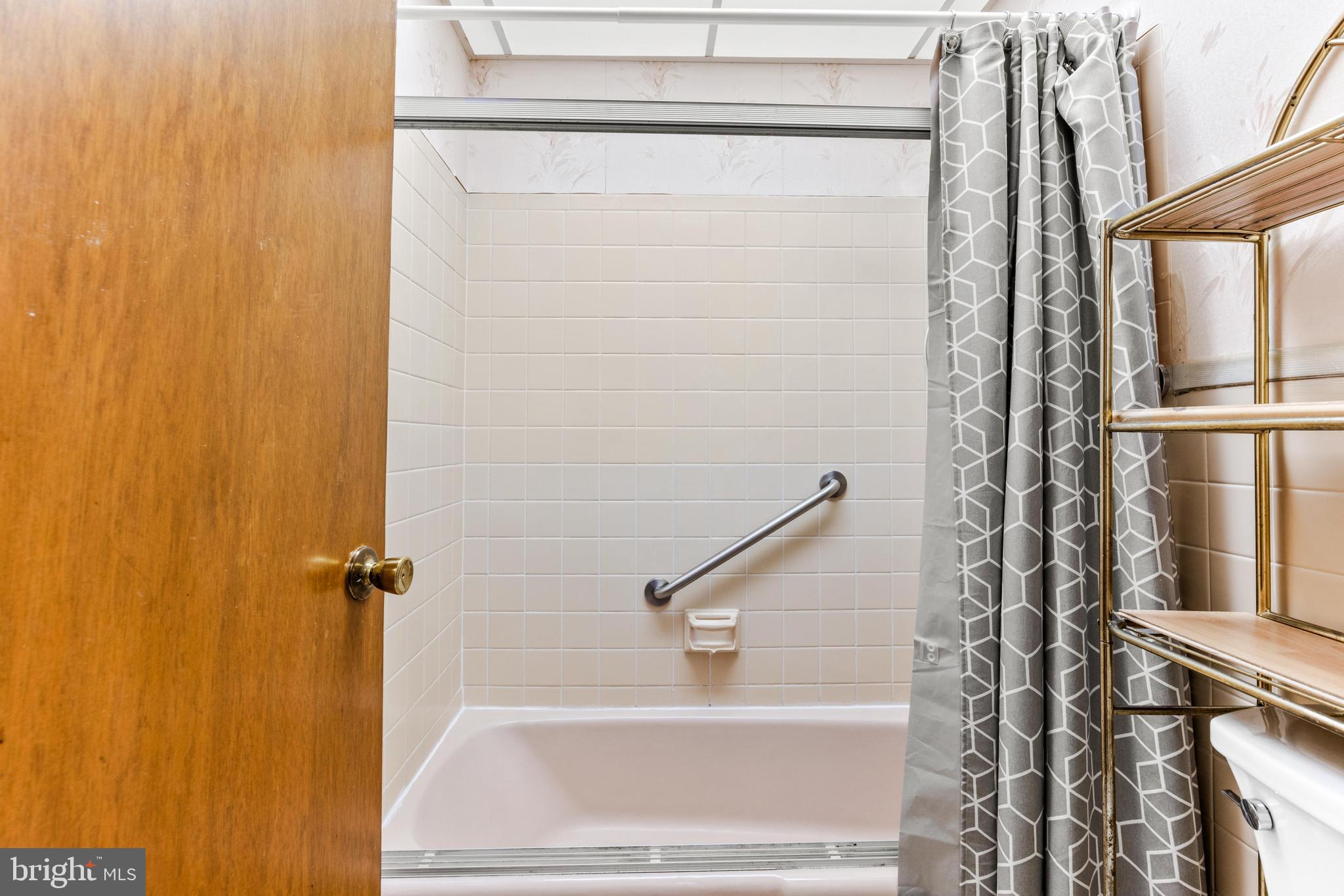 4218 Southfield Road Ellicott City, MD 21042 - Photo 39 of 59