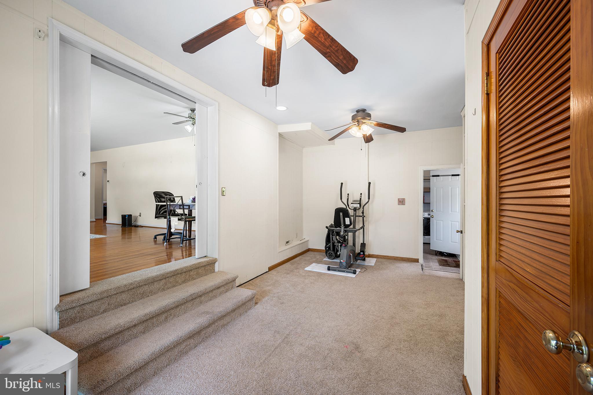 127 Oakdale Road Cherry Hill, NJ 08034 - Photo 8 of 25 Gallery Image 8