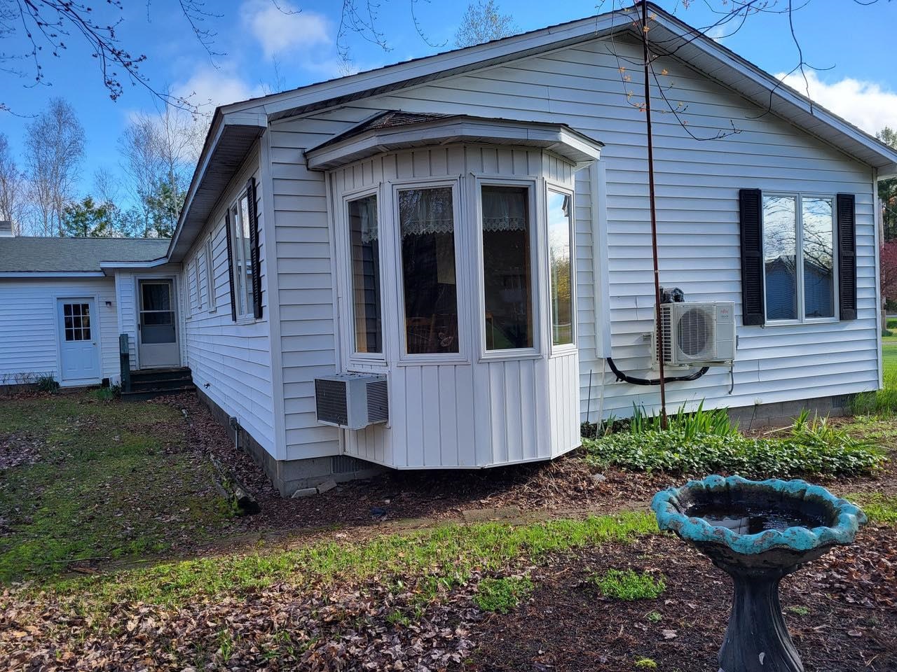 3388 Rhodes Road Rhodes, MI 48652 - Photo 3 of 26