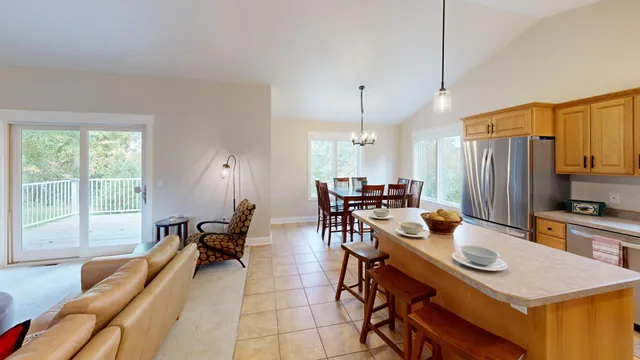 $425,000 | 122 Ridge Road, New London, MN 56273