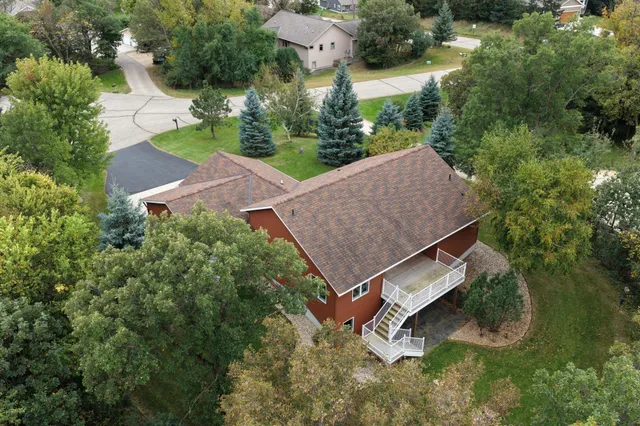 $425,000 | 122 Ridge Road, New London, MN 56273