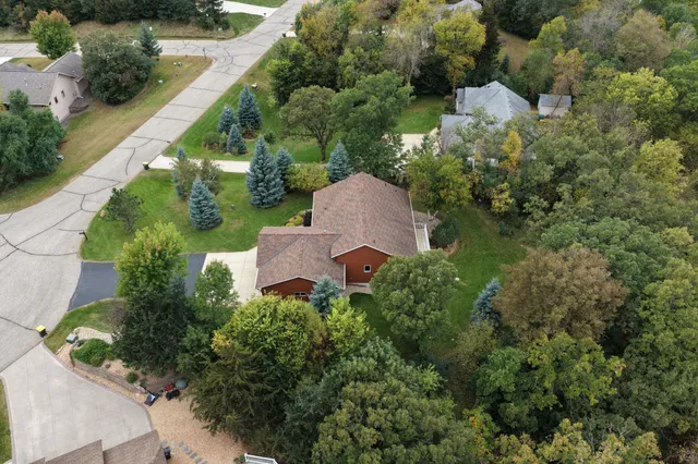 $425,000 | 122 Ridge Road, New London, MN 56273