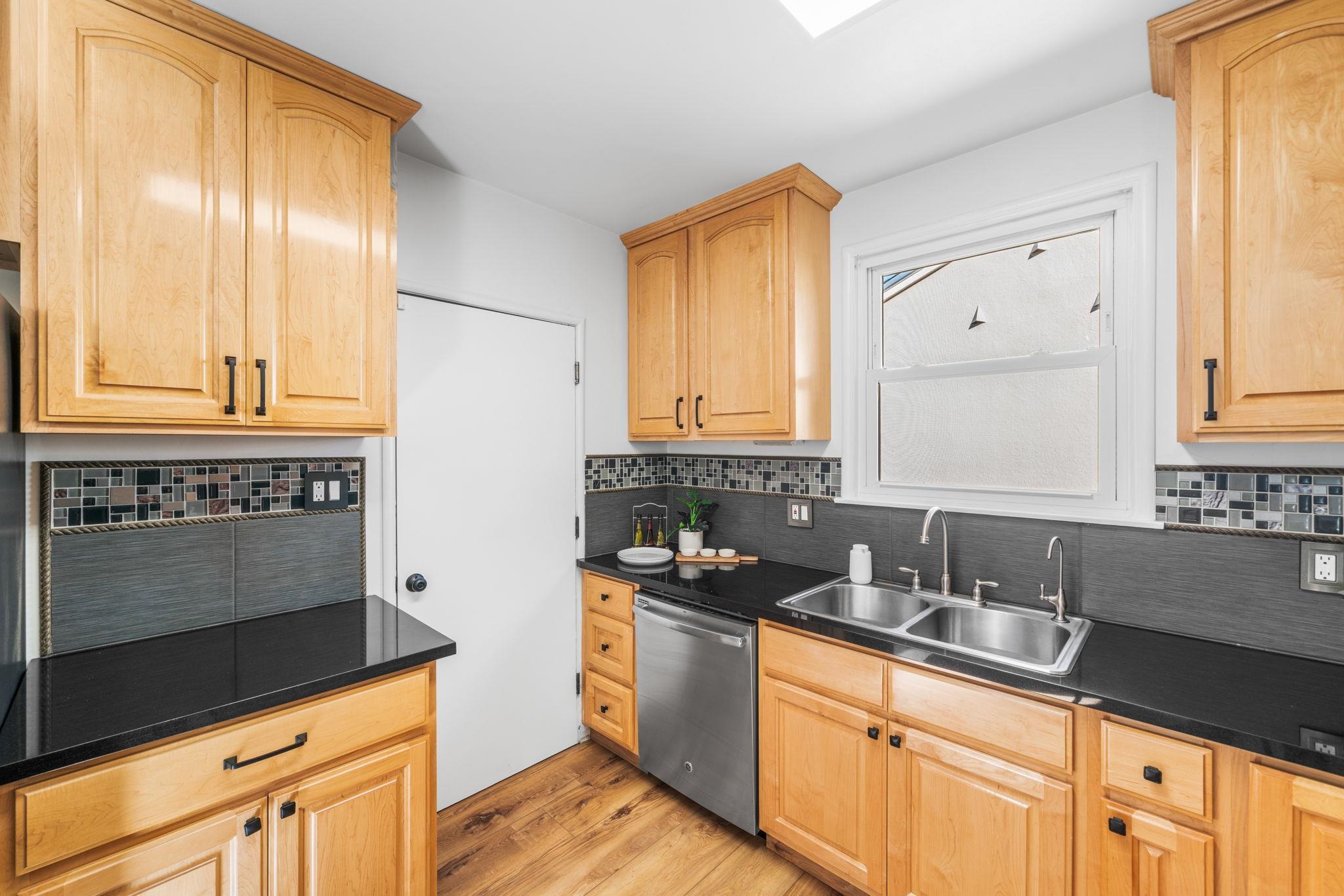 1543 Fourth Street Livermore, CA 94550 - Photo 12 of 52