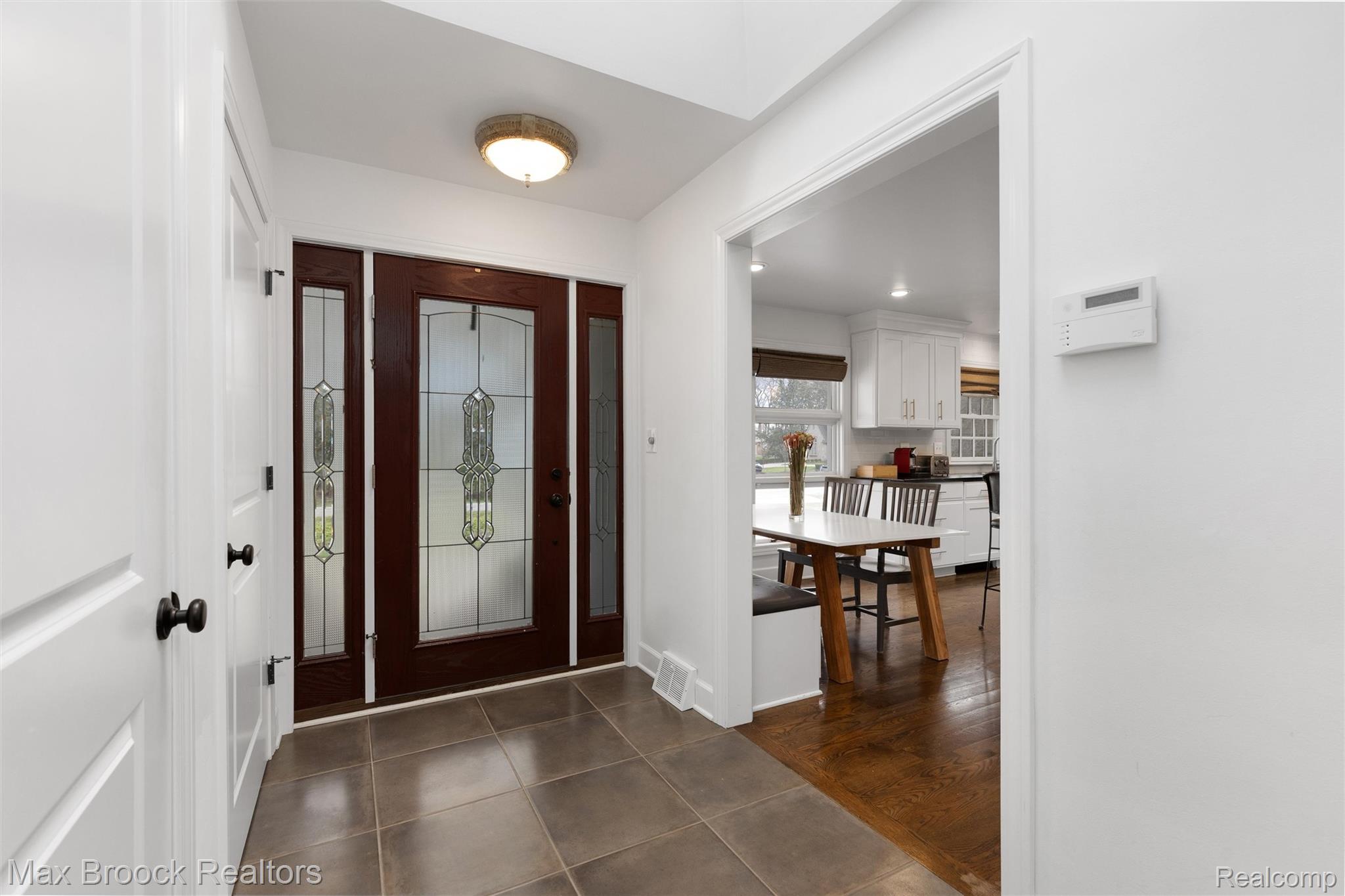 3797 South Darlington Road Bloomfield Hills, MI 48301 - Photo 4 of 63 Foyer