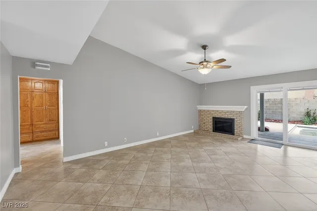 $2,225 | 2340 Richard Drive, Henderson, NV 89014