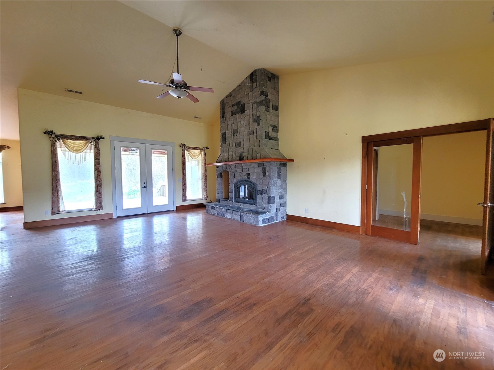 1039 Rose Valley Road Kelso, WA 98626 - Photo 4 of 40 Gallery Image 4