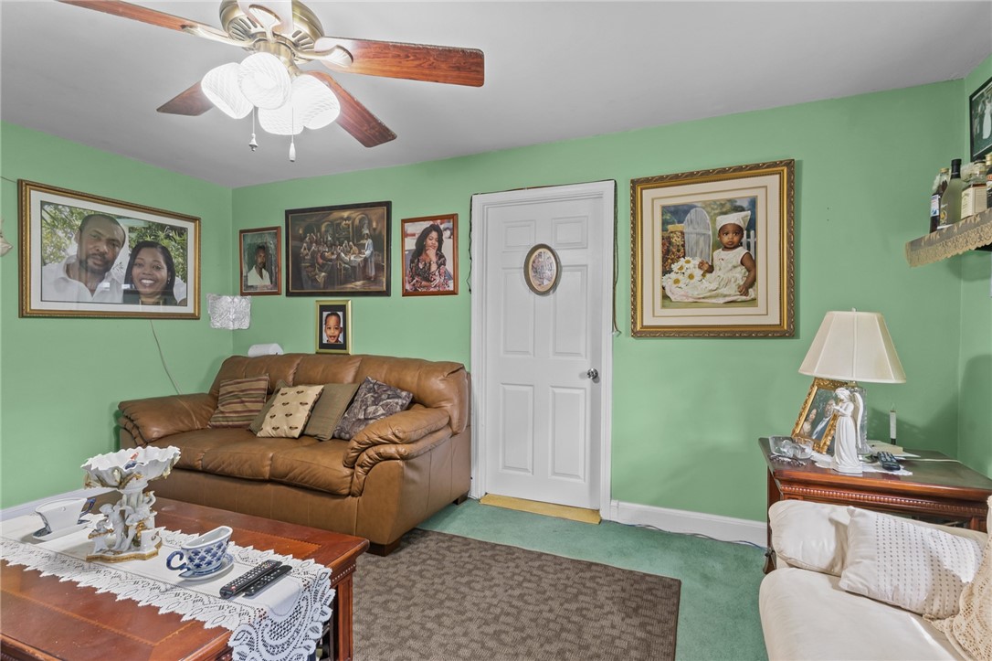 43 Dexter Street Woonsocket, RI 02895 - Photo 11 of 24
