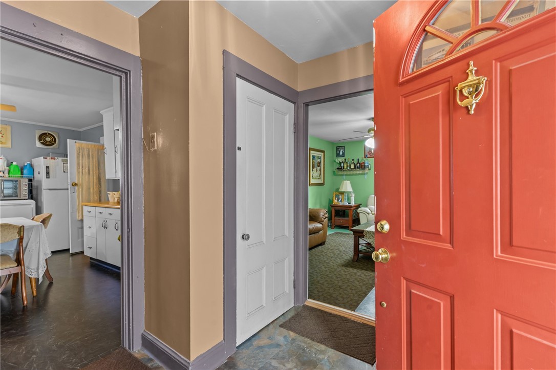 43 Dexter Street Woonsocket, RI 02895 - Photo 2 of 24