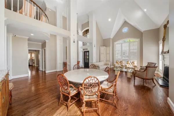 $799,000 | 22 Royal Dalton Circle, Conroe, TX 77304