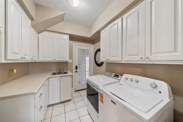 $799,000 | 22 Royal Dalton Circle, Conroe, TX 77304