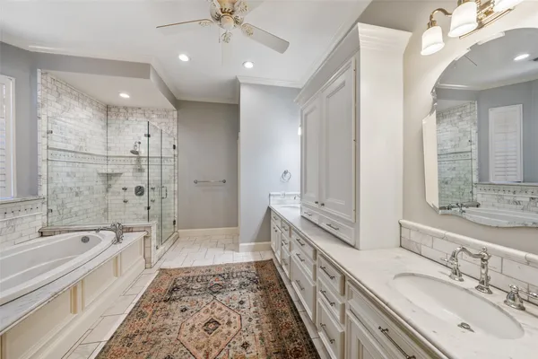 $875,000 | 22 Royal Dalton Circle, Conroe, TX 77304