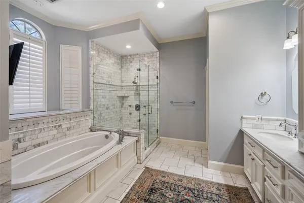 $799,000 | 22 Royal Dalton Circle, Conroe, TX 77304
