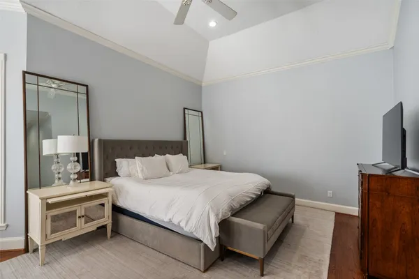 $875,000 | 22 Royal Dalton Circle, Conroe, TX 77304