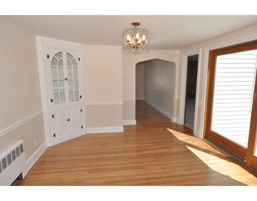 28 Bright Road Belmont, MA 02478 - Photo 3 of 16