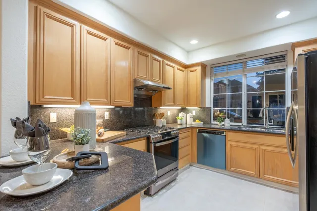 $1,999,888 | 18060 King Court, Saratoga, CA 95070