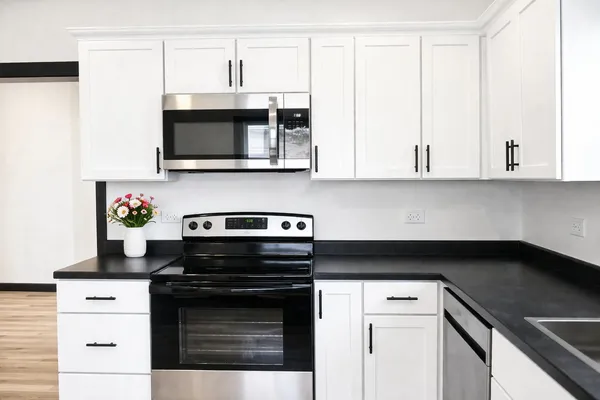 $159,900 | 708 West 12th Street, Sterling, IL 61081