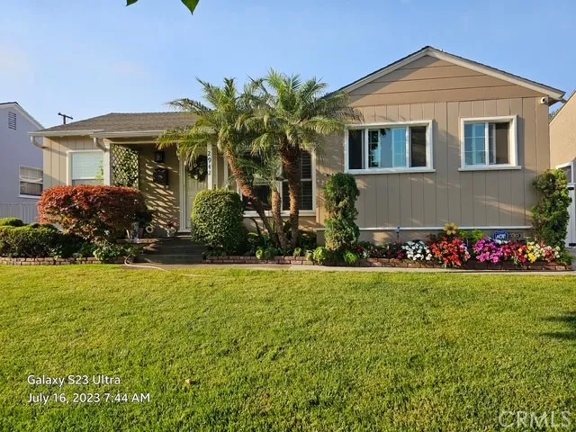 $870,000 | 2942 Silva Street, Lakewood, CA 90712