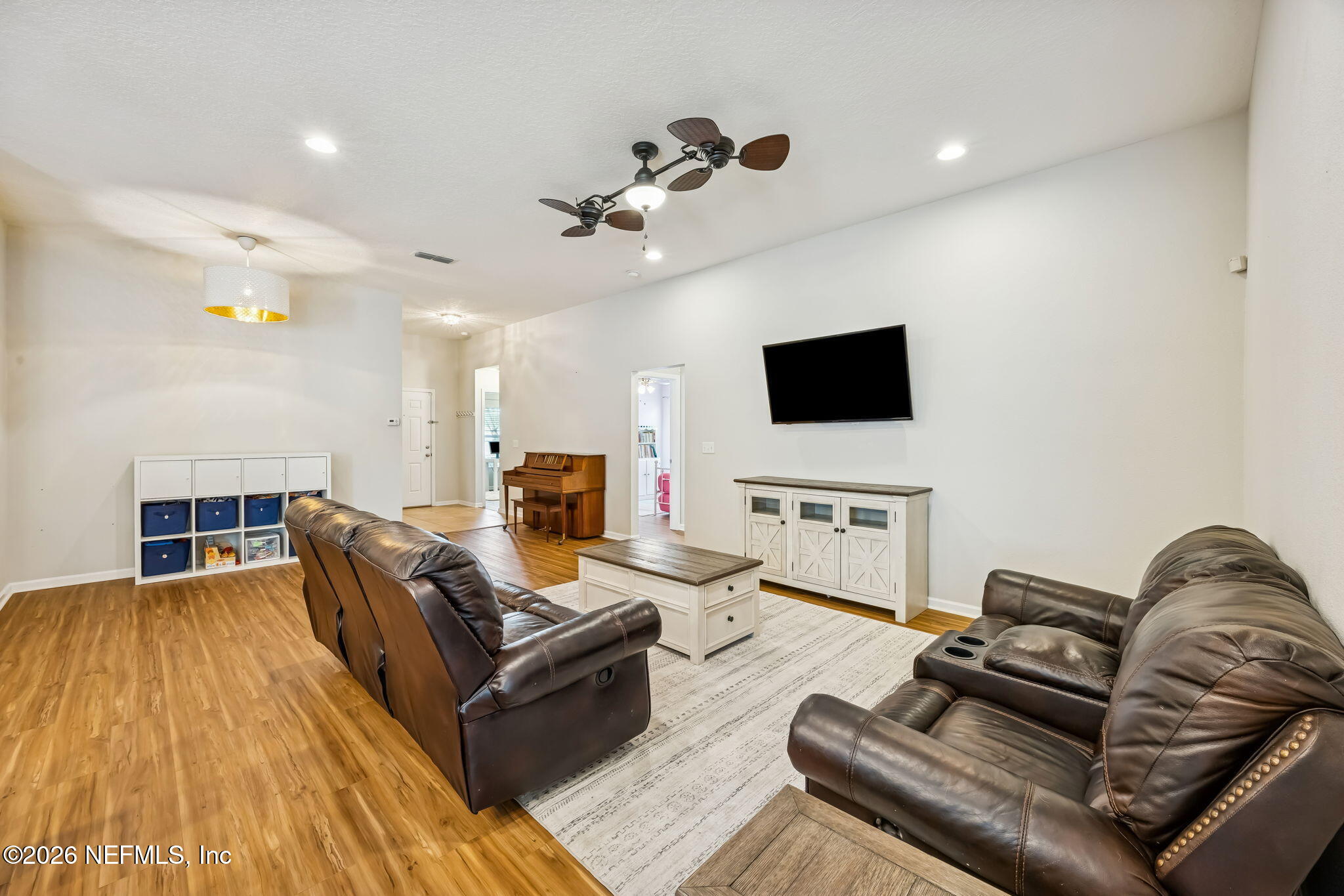 4228 Great Falls Loop Middleburg, FL 32068 - Photo 15 of 52 Living room