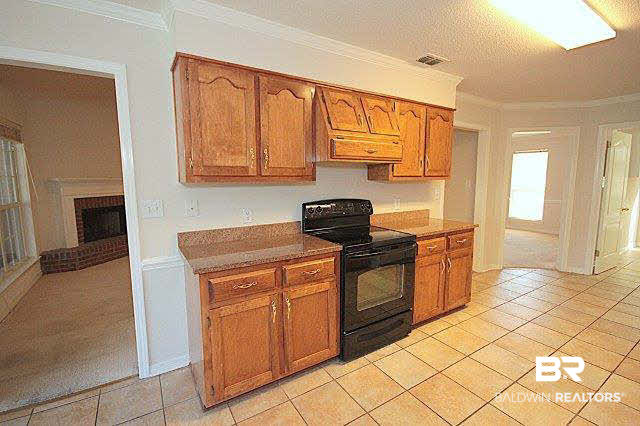 20251 Thompson Hall Road Fairhope, AL 36532 - Photo 7 of 24 Kitchen