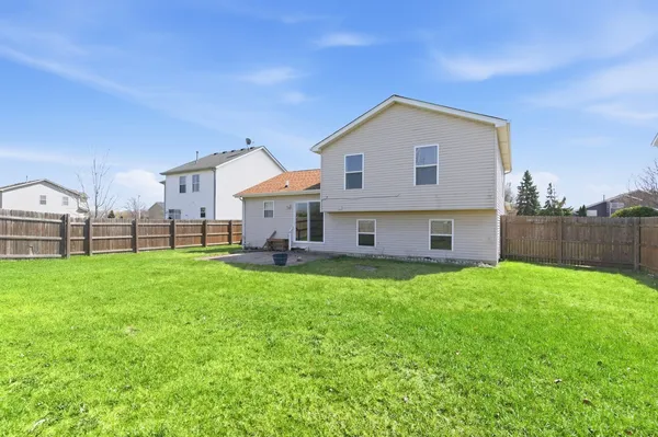 $365,000 | 5411 Meadowbrook Street, Plainfield, IL 60586