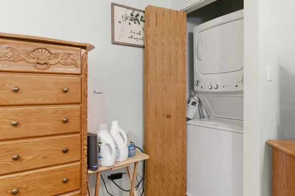 $365,000 | 5411 Meadowbrook Street, Plainfield, IL 60586