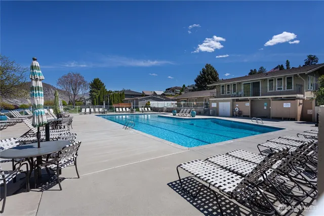 $565,000 | 170 East Entiat Drive, Orondo, WA 98843