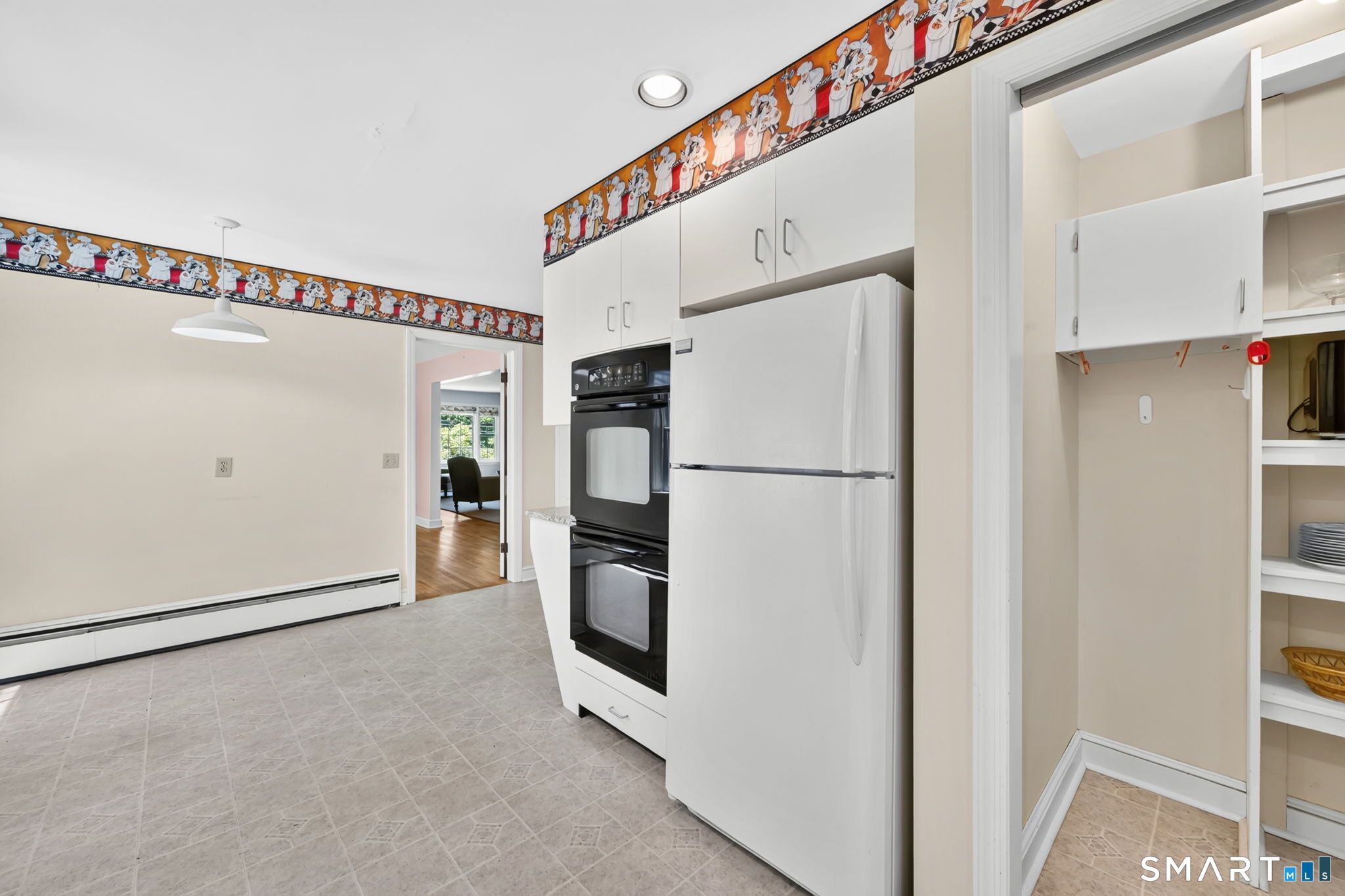 39 Boggs Hill Road Newtown, CT 06470 - Photo 18 of 33