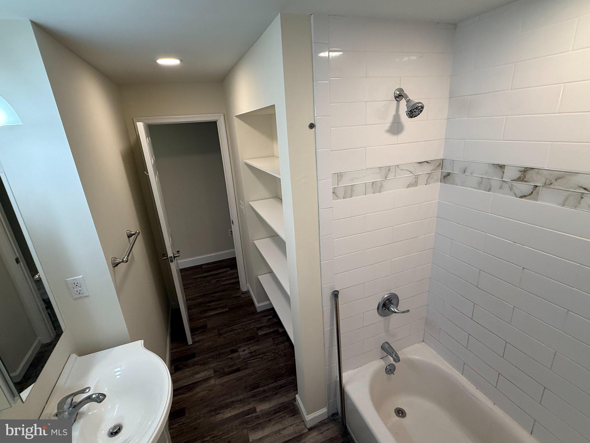 1142 Jericho Road Abington, PA 19001 - Photo 8 of 18 Gallery Image 8