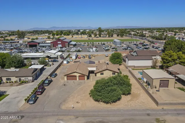 $950,000 | 3252 South 147th Place, Gilbert, AZ 85297