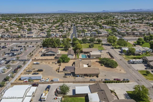 $950,000 | 3252 South 147th Place, Gilbert, AZ 85297