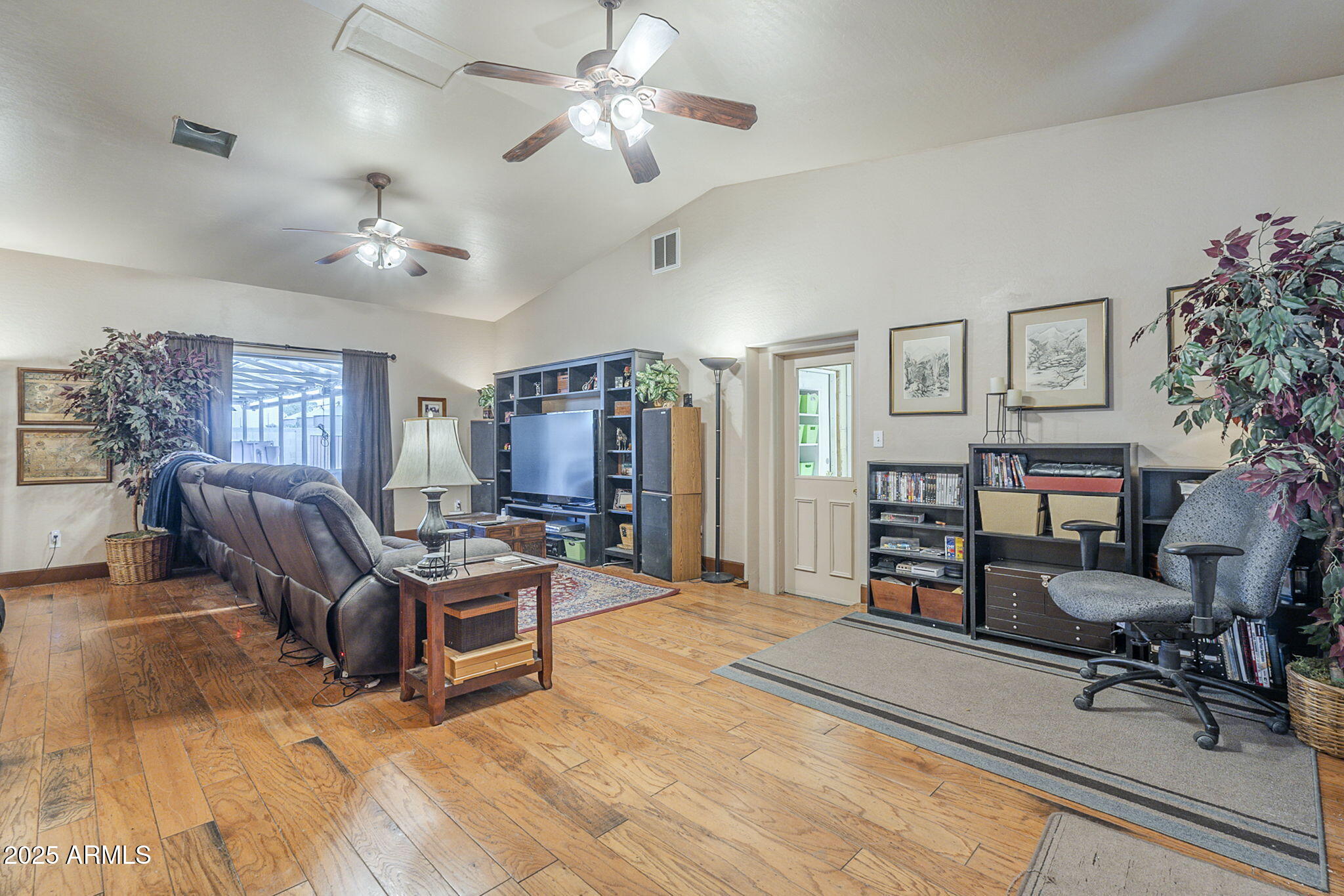 3252 South 147th Place Gilbert, AZ 85297 - Photo 6 of 43 8-web-or-mls-147th-8