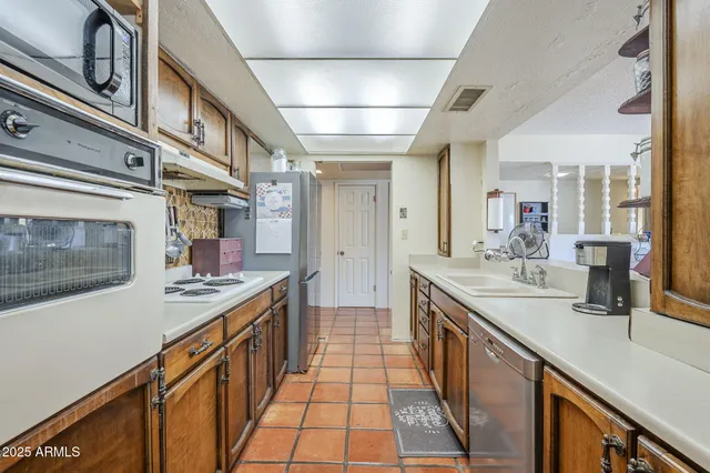 $950,000 | 3252 South 147th Place, Gilbert, AZ 85297