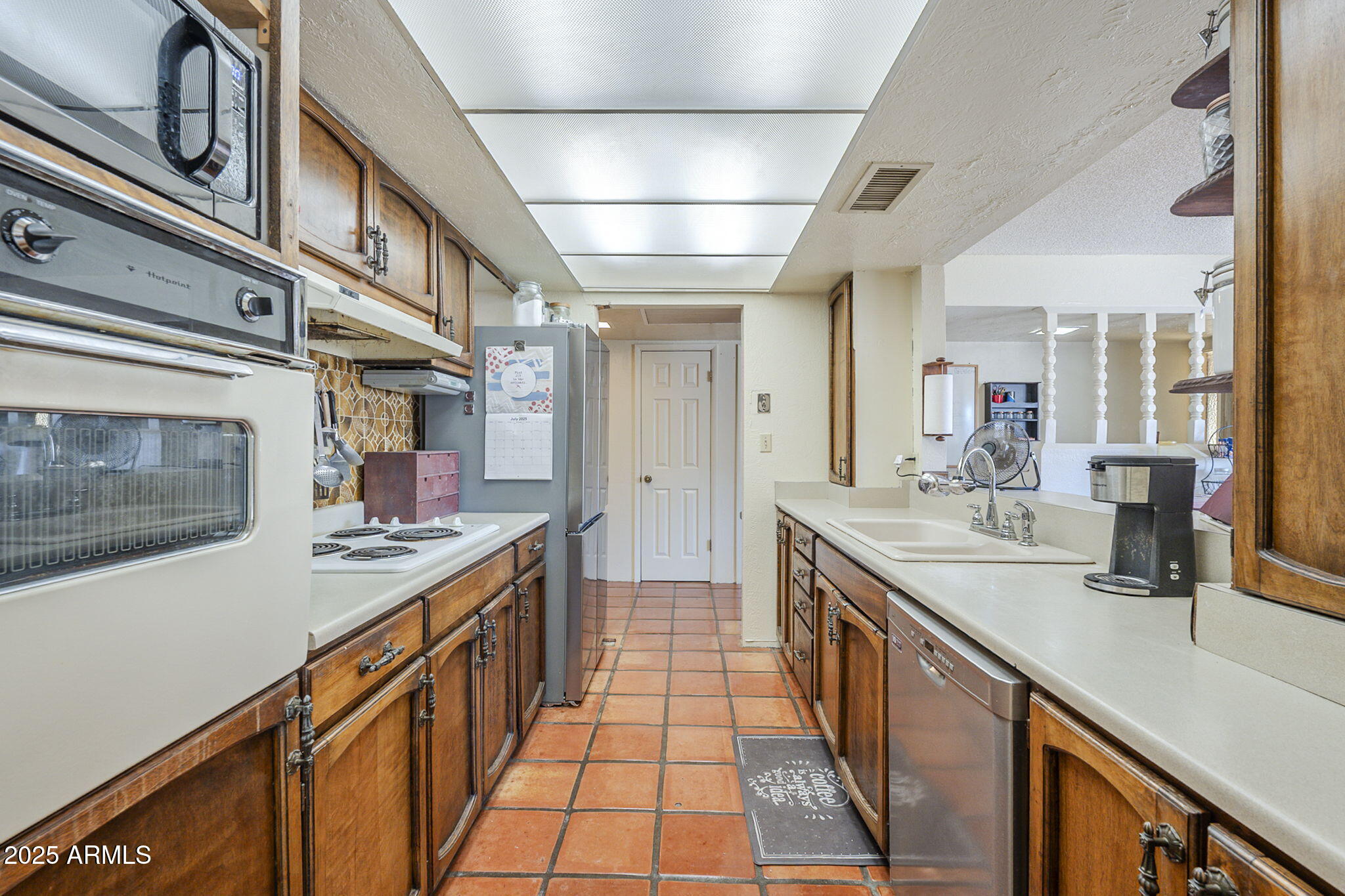 3252 South 147th Place Gilbert, AZ 85297 - Photo 10 of 43 19-web-or-mls-147th-19