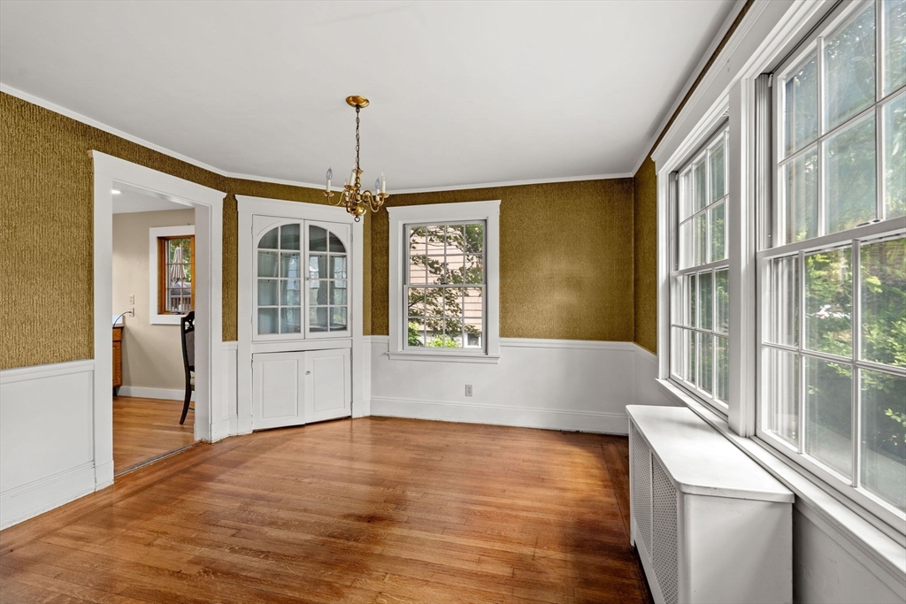 60 Linden Road Melrose, MA 02176 - Photo 15 of 40