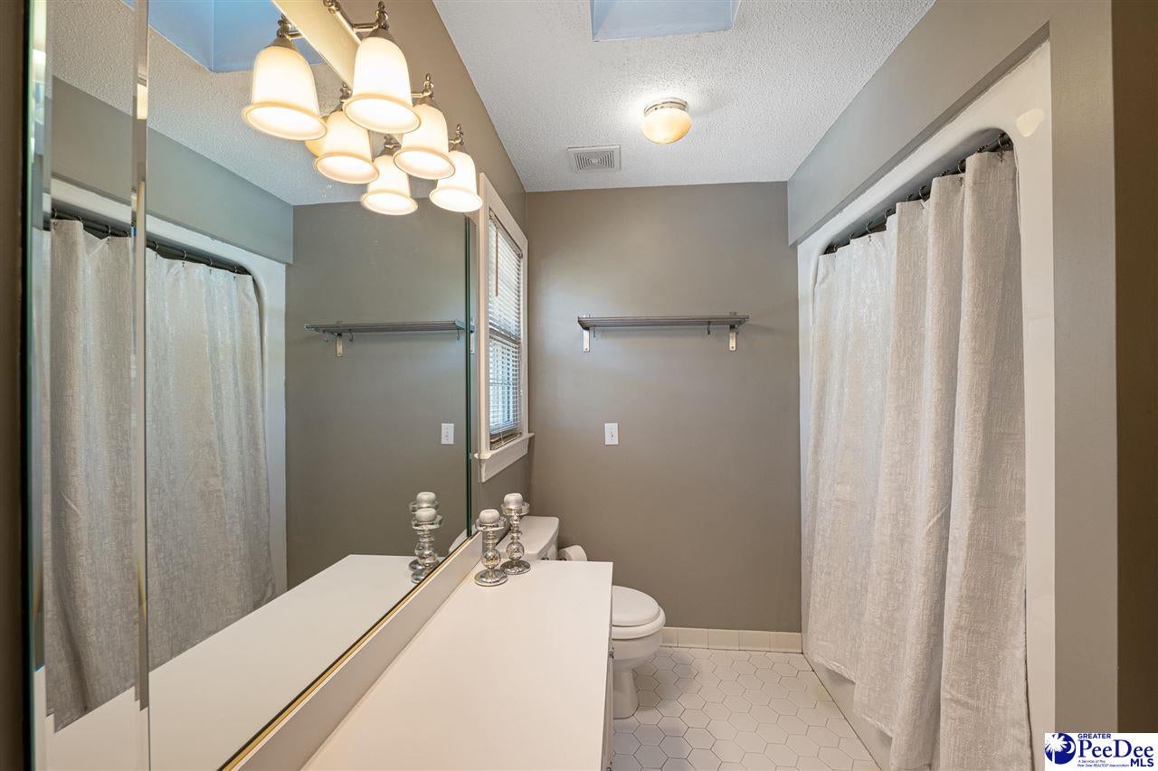 2699 Trotter Road Florence, SC 29501 - Photo 18 of 39 Gallery Image 18