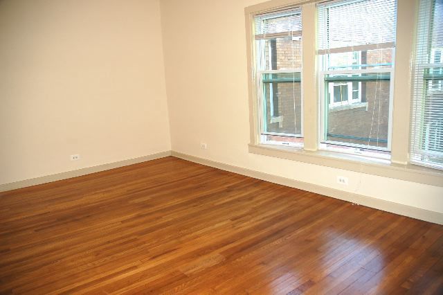 4714 North Racine Avenue, Unit 3E Chicago, IL 60640 - Photo 2 of 11