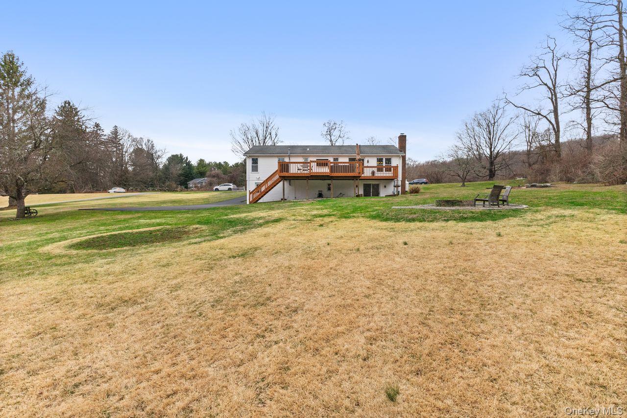 4 Stonewall Farm Road Mahopac, NY 10541 - Photo 32 of 37