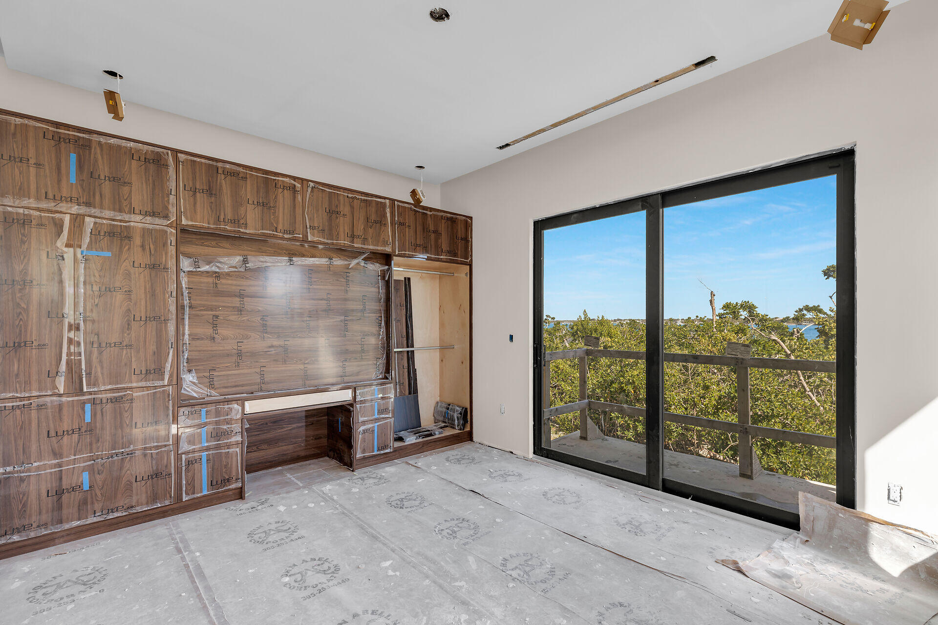 25 Mutiny Place Key Largo, FL 33037 - Photo 29 of 41 a view of an empty room with sliding door