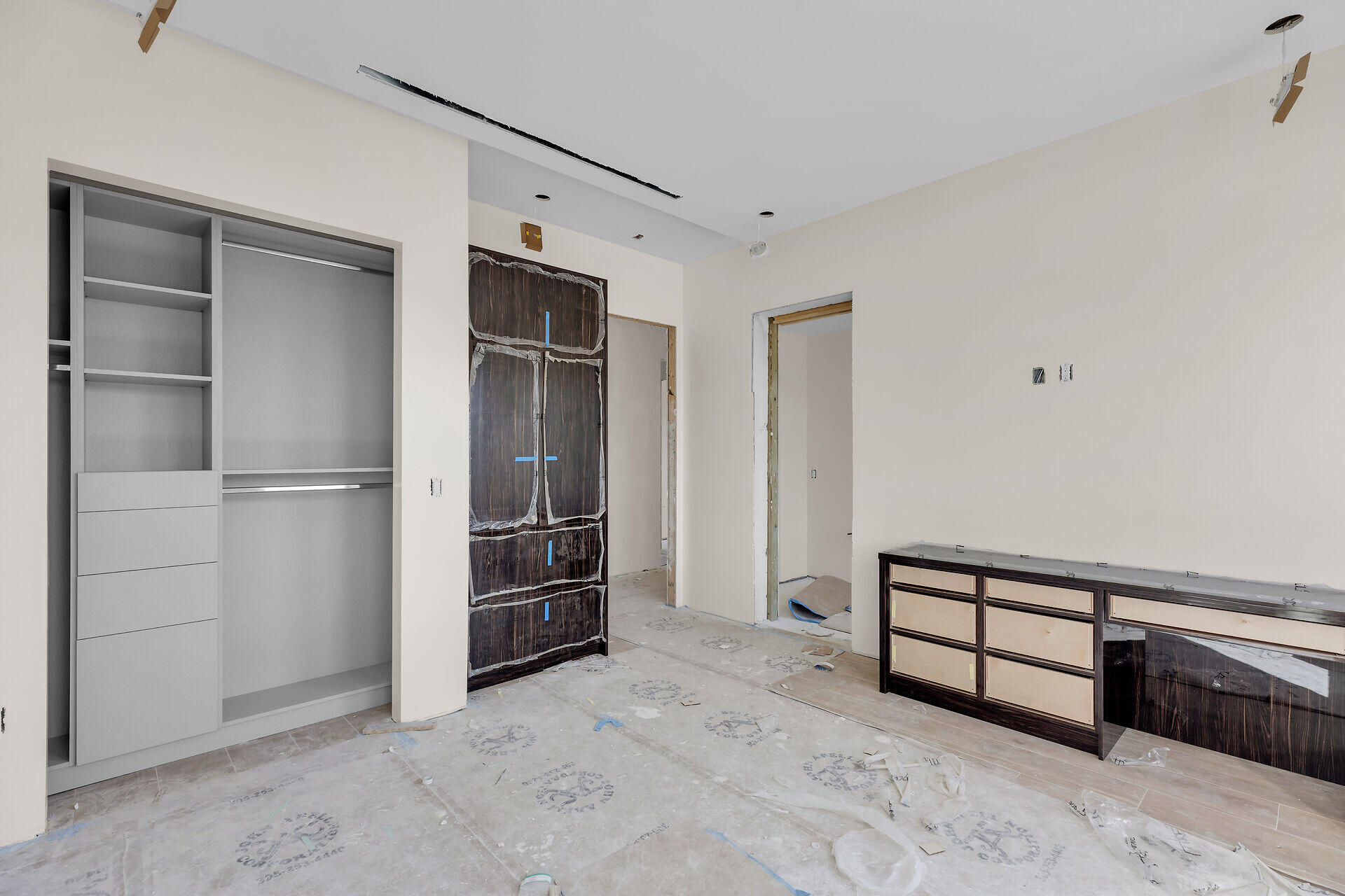 25 Mutiny Place Key Largo, FL 33037 - Photo 30 of 41 a view of an empty room with a closet