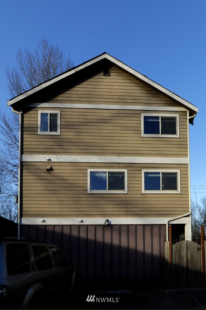 5117 South Roxbury Street, Unit A Seattle, WA 98118 - Photo 1 of 17